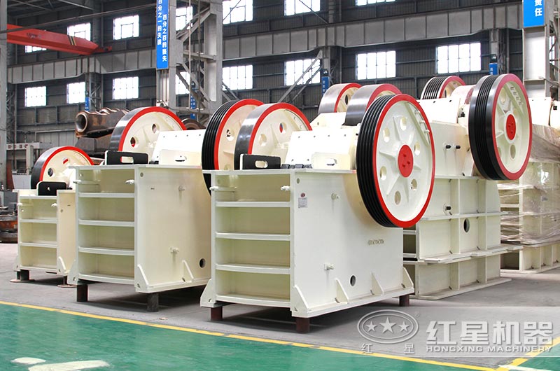 圖1:顎式破碎機(jī) 圖1:顎式破碎機(jī)