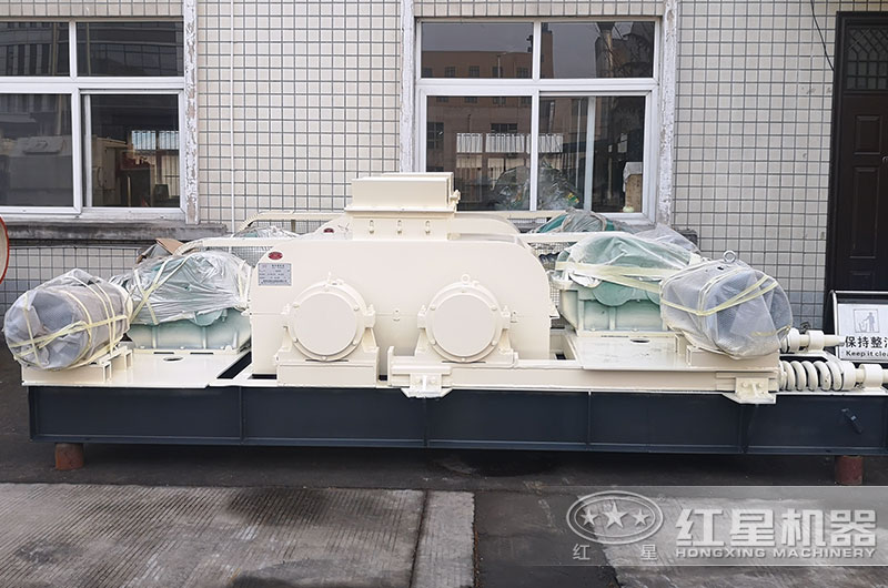 對輥式小型打沙機(jī)圖片 對輥式小型打沙機(jī)圖片