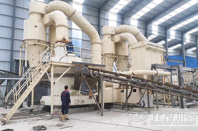 新型雷蒙磨粉機(jī)工作現(xiàn)場(chǎng)圖片 新型雷蒙磨粉機(jī)工作現(xiàn)場(chǎng)圖片