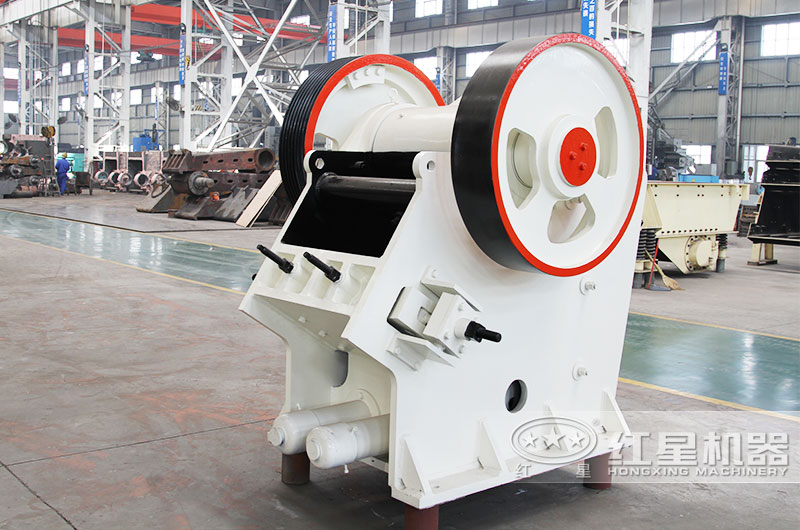 顎式破碎機 顎式破碎機